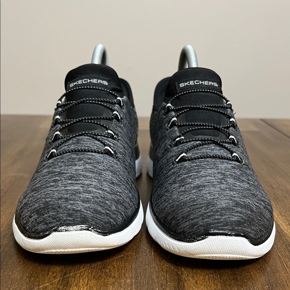 Women's Skechers Slip Ins Summits Dazzling Haze Sneakers in Black Size 7.5 - Picture 3 of 14